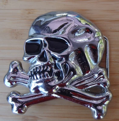 SKULL AND CROSSBONES CHROME PLATED SOLID BRASS BELT BUCKLE 1979 - Image 1 of 4
