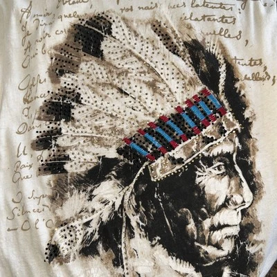 Camiseta Terciopelo Piedra 100% Algodón Hecha en EE. UU. S Cabeza India Con Cuentas y Costuras Foto 1 de 4