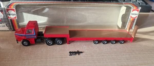 Herpa 837220 SCANIA 142E V8 Hauber collo d'oca con rampa rosso OVP 1:87 - Picture 1 of 3