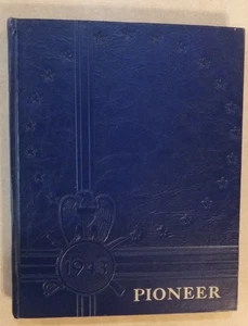1943 PALESTINE TOWNSHIP HIGH SCHOOL PIONEER YEARBOOK ILLINOIS - Picture 1 of 6
