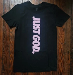 Camisa God Is Dope Para Hombre Pequeña Camiseta Gráfica JUST GOD Negra/Rosa - Imagen 1 de 3