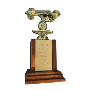 Vintage 1970’s Pinewood Derby Trophy - Bild 1 von 9