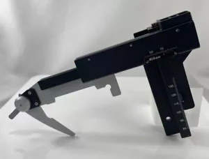 Nikon Mikroskop Alphaphot-2 YS2 XY Tisch Koax und Diahalter Ersatz - Bild 1 von 4