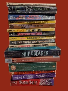 16 Lot Vintage Sci-Fi And Thriller Paperback Books Aliens Vampire Future  - Picture 1 of 2