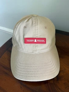 Gorra de béisbol Teddy color tostado fresco talla única ajustable denim Ted Bear H3 podcast beige - Imagen 1 de 5