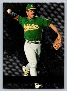 Platinum Edition 1996 Metal Universe #243 Stan Javier San Francisco Giants - Picture 1 of 2