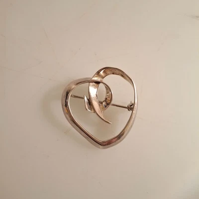 Broche prendedor Tiffany & Co plata RARO firmado Paloma Picasso corazón soplado Foto 1 de 4