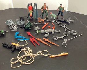 VTG Lot Kenner Jurassic Park Accessories Figures Dieter Stark, Roland Tempo - Picture 1 of 8