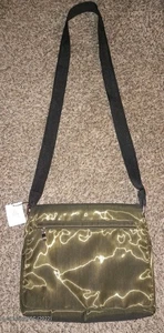 NUEVO CON ETIQUETAS Vintage Fred's International Handbags Inc Nylon Verde Ejército Aspecto Brillante - Imagen 1 de 11