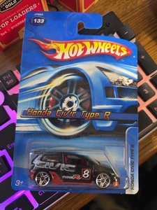 Coche fundido a presión Hot Wheels 2006 Honda Civic Type R #133 J7993 (✔️negro)* - Imagen 1 de 2