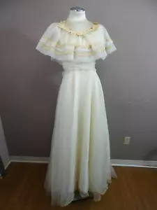 Vestido de novia vintage años 70 Union Label para mujer 11/12 tul y encaje lazo tren trasero - Imagen 1 de 19
