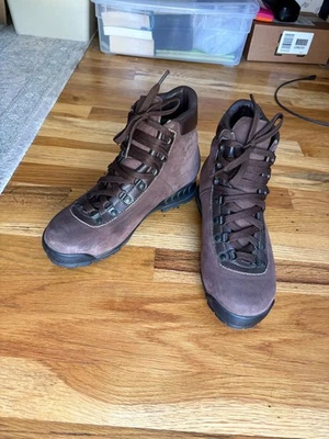 RAICHLE SUIZA 9 W Botas de Montañismo VIBRAM Aisladas Impermeables Foto 1 de 4