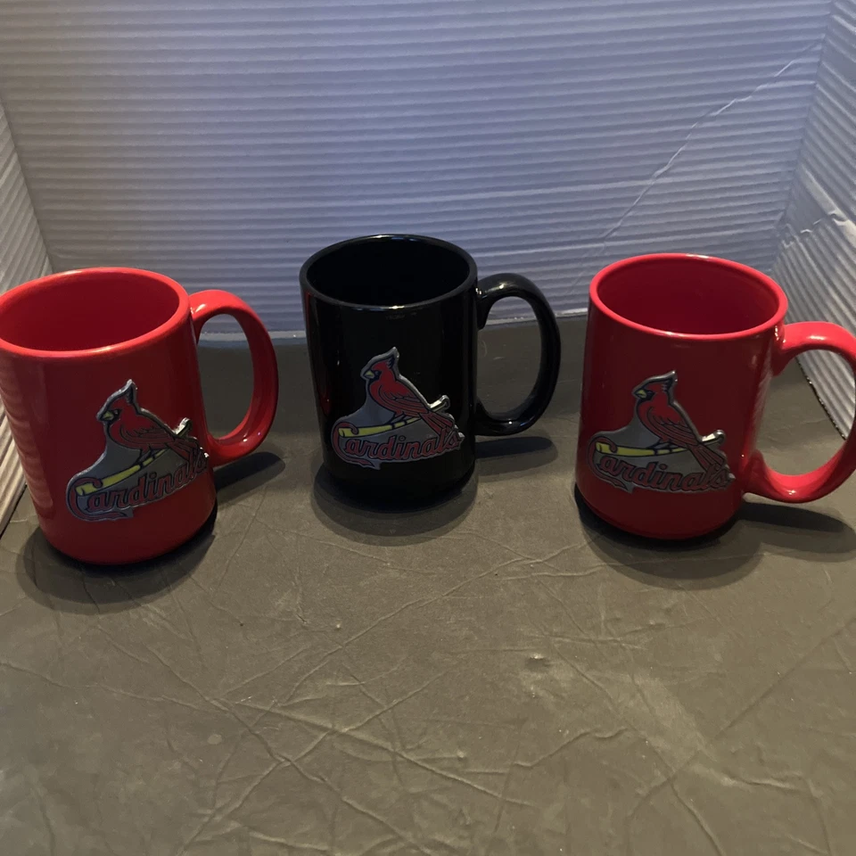 St. Louis кардиналов лот из 3 кружек бейсбол сувенир олова логотип 3D эмблема неиспользованный - Изображение 1 из 4