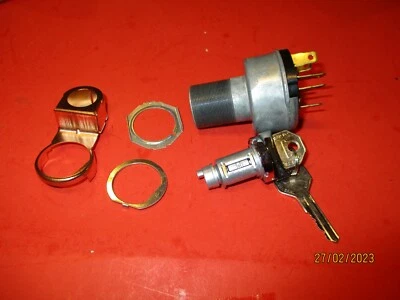 BUICK RIVIERA-ELECTRA-WILDCAT-LESABRE-ESPECIAL 1961-1963 -ENCENDIDO-INTERRUPTOR Y LLAVE Foto 1 de 4