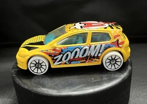 Hot Wheels VW Volkswagen Golf MK7 🟡 ART CARS 2016 #234 1:64 Diecast Mattel - Picture 1 of 5