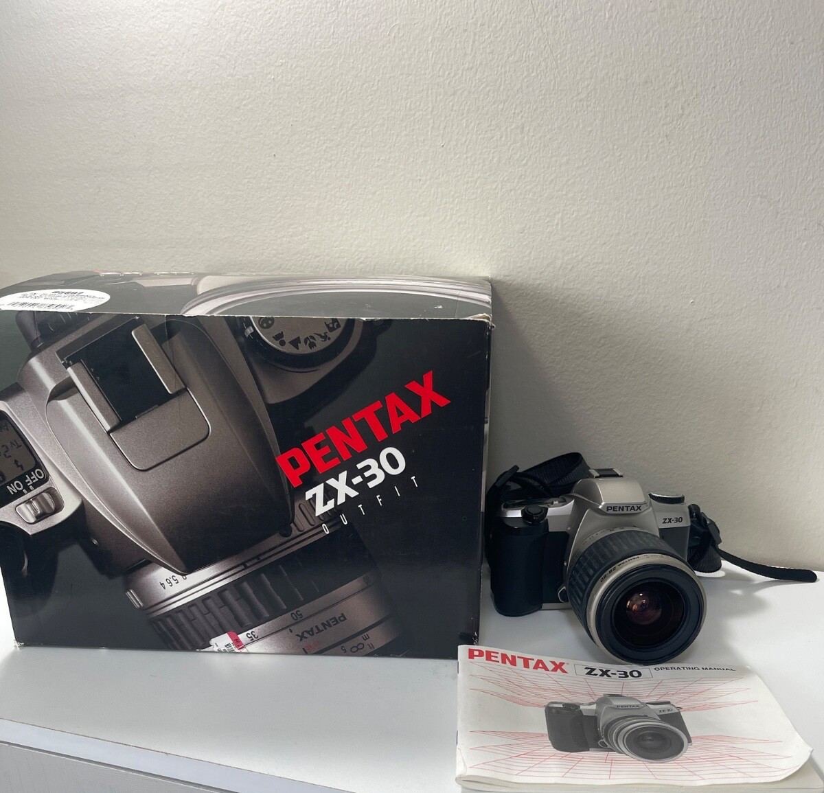 （ジャンク）PENTAX K-30 シルバー 中古品新入荷情報はペンタックス K-30 シルバーです。