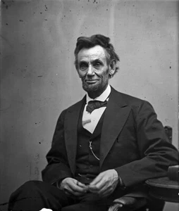 Abraham Lincoln Photograph - Vintage Photo from 1865 - Picture 1 of 1