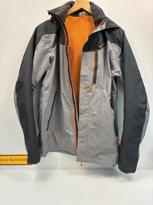 Водонепроницаемая дышащая туристическая куртка Quechua Novadry серая оранжевая размер M мужская - Изображение 1 из 4