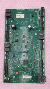 Unidad controladora de 4 puertas AMAG M2000-8 4DCU 7000-5152-A - Imagen 1 de 5