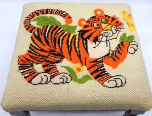 Poggiapiedi vintage Tony The Tiger punto ago in legno metà secolo Carolina del Sud RARO - Foto 1 di 5