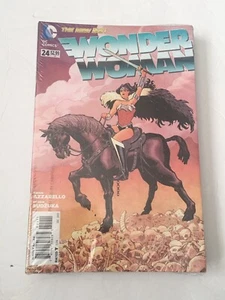 DC Comics Wonder Woman # 24 il nuovo 52 confezione da 20-21 fumetti - Foto 1 di 4