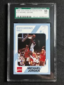 1989 North Carolina Collegiate Collection Michael Jordan #13 SGC 10 gemme ottime condizioni - Foto 1 di 2