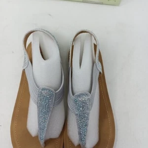 Sarah Jayne Girls Thong Bling Dressy Sandals Size 4 M Shimmer Silver UK 8 EU 36 - Picture 1 of 4