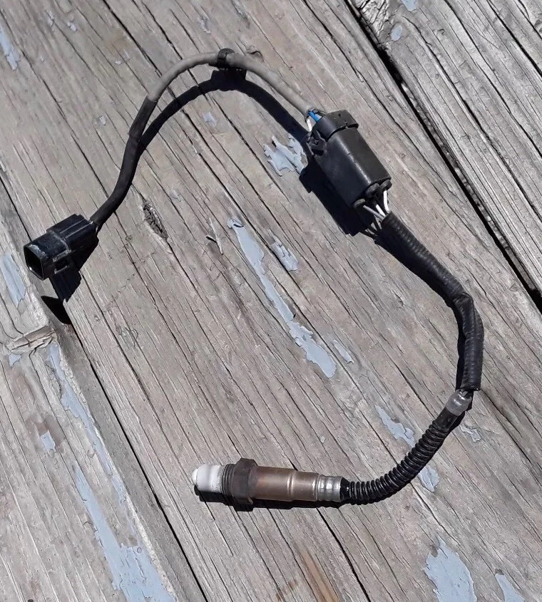 Sensor de oxígeno O2 aguas arriba Mitsubishi Eclipse 01-05 A006 Foto 1 de 3