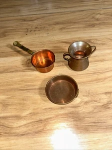 Miniature Copper Kitchen Pots Pans Doll House / Nativity / Kitchen 3 Pieces - Picture 1 of 4