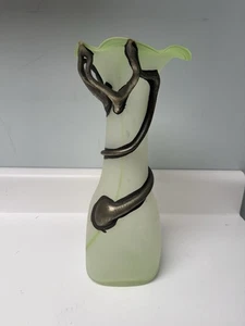 Vtg. Ravert Romblast Romanian wrapped art glass trumpet vase in Green - Picture 1 of 11