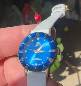 Gucci diamond Watch 9000 series  - Picture 1 of 4