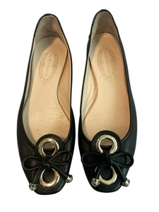 Elie Tahari Damen-Ballerinas Lackleder schwarz Schleife Größe 38,5–8,5 US - Bild 1 von 10
