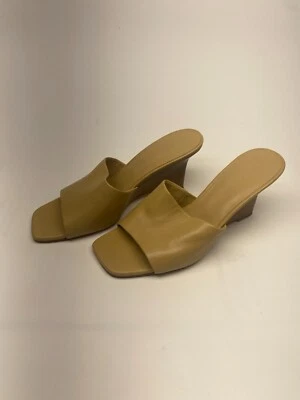 Sandalia de cuña Vince para mujer de cuero rubio Pia talla 9,5 Foto 1 de 4