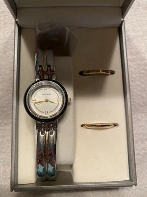 Jones Wear Modelo 200300 Nuevo En Caja Reloj Damas Tono Dorado y Plata, 3 Biseles Foto 1 de 4