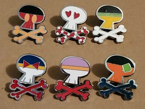 Disney Trading Pins Complete Set of 6 Mickey & Friends Crossbone Pins Brand New! - Picture 1 of 8