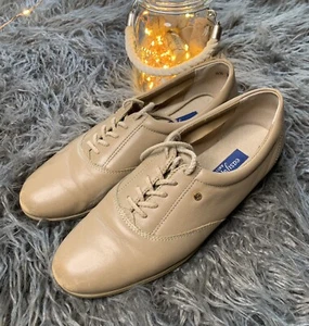 8.5 2/A Vintage Tan Low Heel Lace Up Shoes Women's Easy Spirit Ladies Medium - Picture 1 of 8