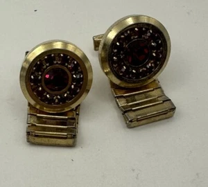 Vintage Pair Red Rhinestone Wrap Around Cufflinks Gold Tone Signed Lisa - Picture 1 of 9
