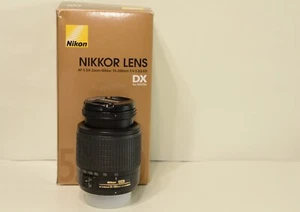 Nikon AF-S DX 55-200mm f/4-5.6 G ED Auto Focus-S DX Nikkor Near Mint - Picture 1 of 3