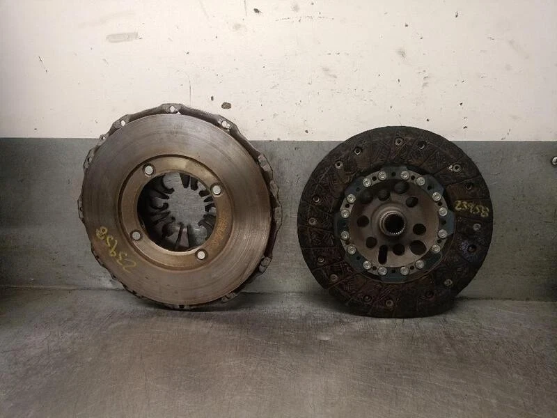 028141025P kit embrague para VOLKSWAGEN GOLF IV BERLINA (1J1) BASICO 5717356 - Imagen 1 de 4