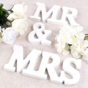White Wooden Mr & Mrs Signs Wedding Party Table Top Dinner Decoration Home Wall