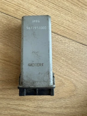 Módulo unidad control puerta peugeot citroen ecu 9611914080 oem Foto 1 de 2