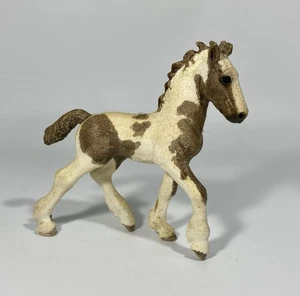 Figura animal caballo bebé potro potro Schleich Tinker Pinto 13774 - Imagen 1 de 6