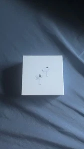 AirPods Pro 2nd Generation USB-C - Photo 1 sur 2