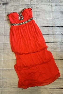 Vestido/vestido de graduación de Deb - coral, talla 9 Foto 1 de 4