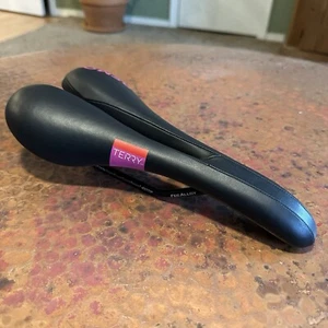Terry FLX Demo saddle women’s Cutaway Seat Leather Split - Picture 1 of 10
