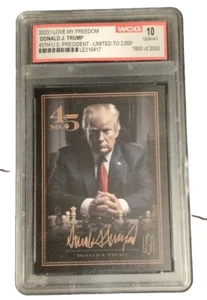 Donald J Trump I Love My Freedom 2023 WCG 10 grado #1800/2000 casi nuevo raro difícil de encontrar - Imagen 1 de 2