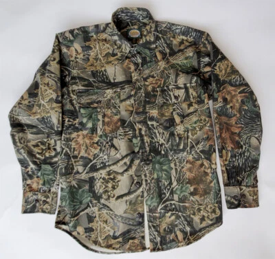 Cabelas Men's 7 Button Shirt Seclusion 3D Camo size S/P - Image 1 of 4