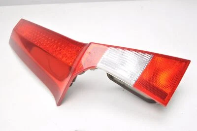 VOLVO XC70 II 2.4 D5 205CV Luz Trasera De Maletero Izquierda - Imagen 1 de 4