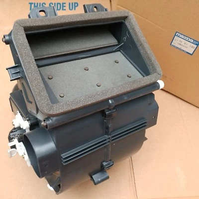 全新原始设备制造商马自达 EA7061130 EC MX-3 加热器单元 带 V6 酷睿 90+ BG 323 Protege Familia — 第 1/4 张图片