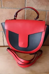 außergewöhnliche Handtasche aus echtem Leder in schwarz-rot - Bild 1 von 2
